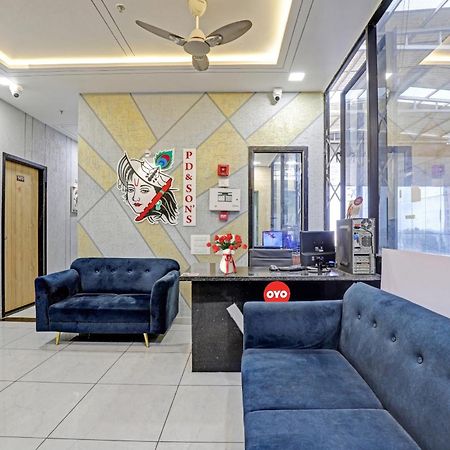 Hotel O Royal Orbit 수라트 외부 사진