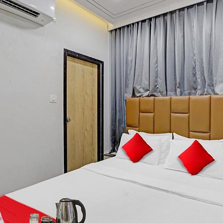 Hotel O Royal Orbit 수라트 외부 사진