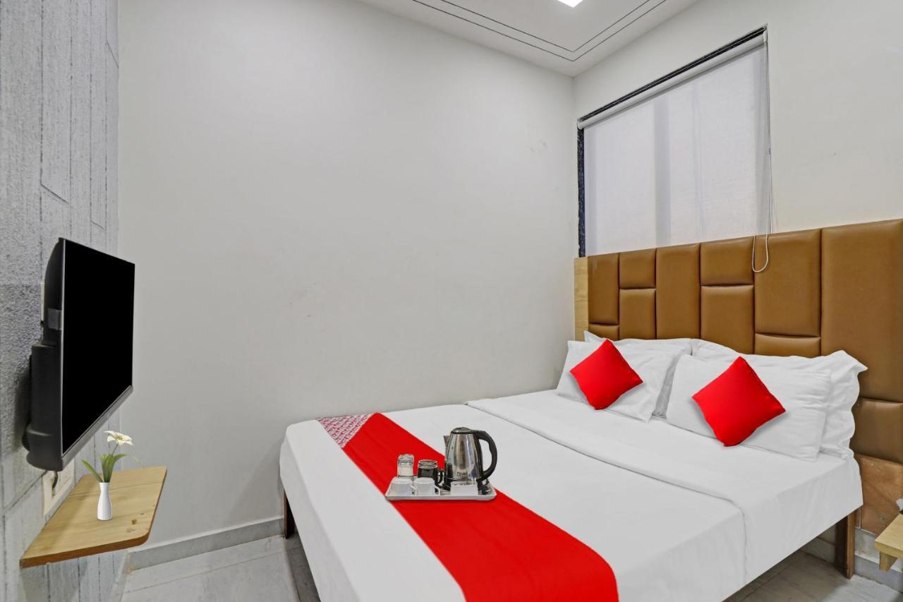 Hotel O Royal Orbit 수라트 외부 사진