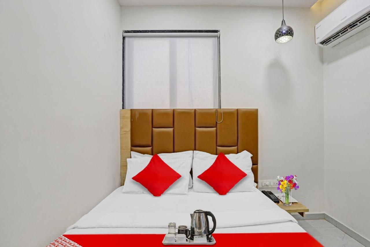 Hotel O Royal Orbit 수라트 외부 사진